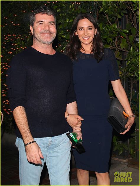 Simon Cowell Dines With His Girlfriend After Idol Finale Photo