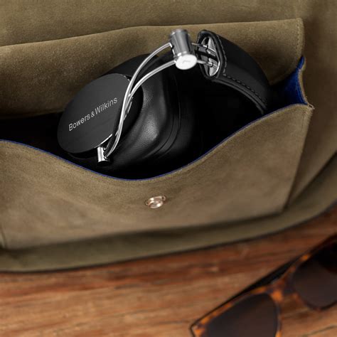 Bowers And Wilkins P7 Over Ear Wireless Headphones Addicted To Audio