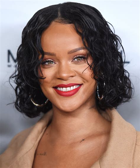 Rihanna Announced Fenty Beauty Holiday Collection