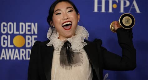 2020 golden globes first performer of asian descent wins best actress vietnam times