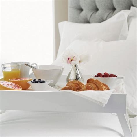 Breakfast in bed tray ideas. Breakfast in bed tray table design ideas - do you need one ...