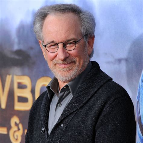 Steven Spielberg Reveals Childhood Bullying - E! Online