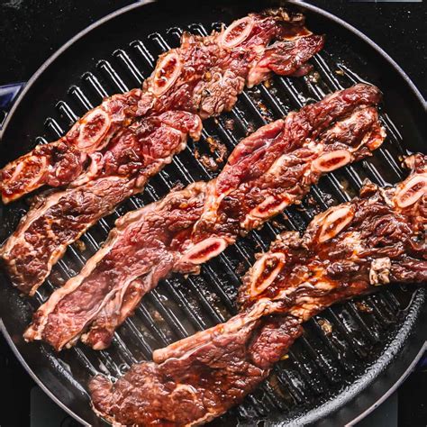 Kalbi - Korean BBQ Flanken Short Ribs - KEMBEO