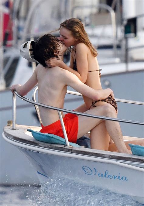 Timothee Chalamet And Lily Rose Depp Kiss The Fappening