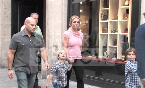Britney spears celebrated her sons sean and jayden agreeing to a family picture as they enjoyed a day out at disneyland. Britney Spears with husband and kids walking in the streets of Paris - YouTube