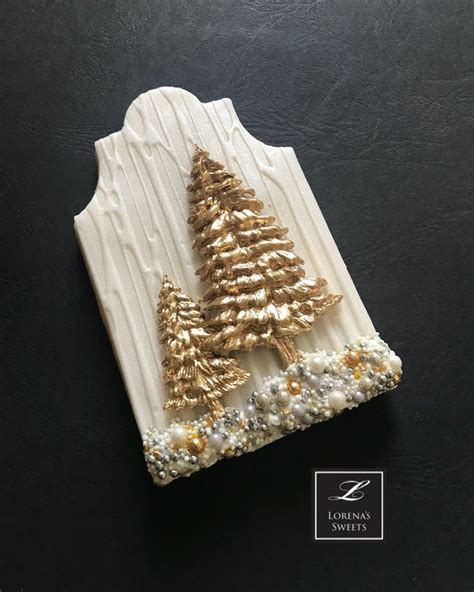 Christmas cookies and candy canes. Pin by Paula H on Christmas cookies | Christmas cookies ...
