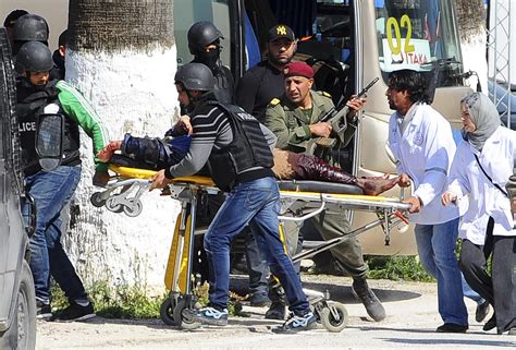 Attentato — at·ten·tà·to p.pass., agg., s.m. Strage di Tunisi, l'Isis rivendica l'attentato - Giornale ...