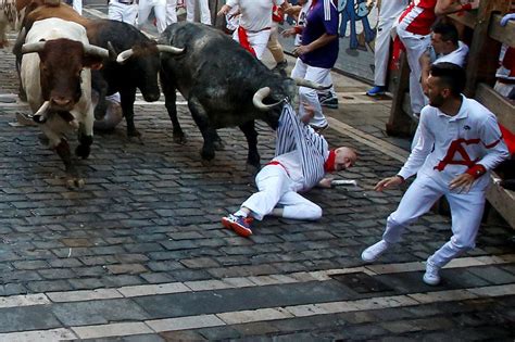 Bullfight Running Of The Bulls In Pamplona Spain Pictures CBS News