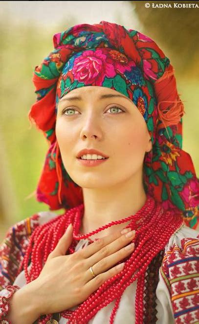 photo by anna senik ladna kobieta ukraine from iryna medieval clothing women dress