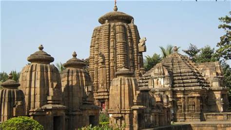 Lingaraj Temple Bhubaneswar Pilgrimaide