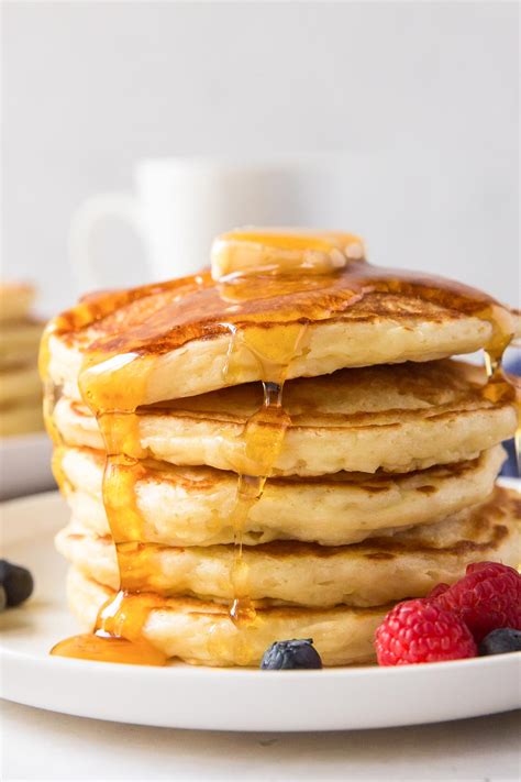 Perfect Fluffy Buttermilk Pancakes The Best Soft And Fluffy Pancakes