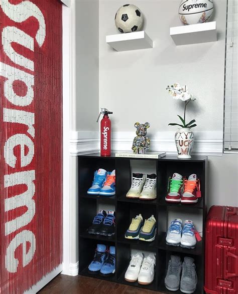 Supreme Bedroom Accessories Supreme And Everybody