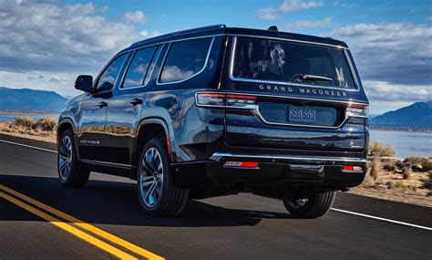 2022 Jeep Wagoneer And Grand Wagoneer Revealed Theyre Big