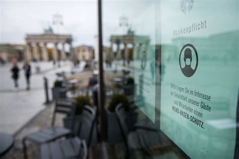 Viele von ihnen befürchten schon bald den beginn der dritten welle. Deutschland vor zweitem harten Lockdown?