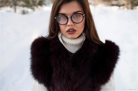 Wallpaper 2017 Year Women With Glasses Lenar Abdrakhmanov Women Outdoors Snow Makeup