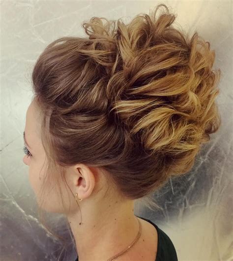 Updo adds elegance and volume in the hair. 60 Updos for Thin Hair That Score Maximum Style Point ...