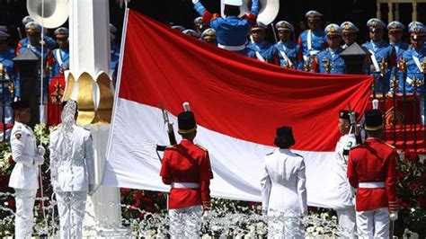 Ini Kisah Dan Fakta Ibu Fatmawati Menjahit Bendera Merah Putih Bikin Terharu Pos