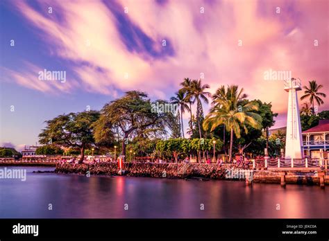 Lighthouse At Sunset Lahaina Maui Hawaii Usa Stock Photo Alamy