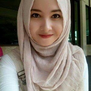 Foto pesona 11 dokter cantik berhijab yang populer di instagram. Koleksi Gambar Gadis Melayu Cantik Bertudung | Azhan.co