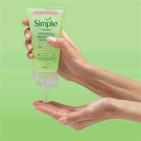 Jual Simple Refreshing Facial Wash 150ml Shopee Indonesia