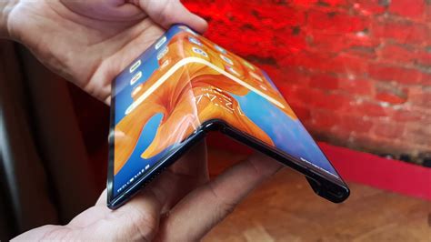 Huawei Has A New 2700 Foldable Phone Thats Almost Identical To Its