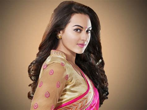 Sonakshi Sinhas House Raid By Police In The Cheating Case