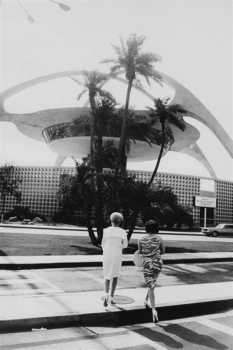 Garry Winogrand Los Angeles Airport 1964 Garry Winogrand Los