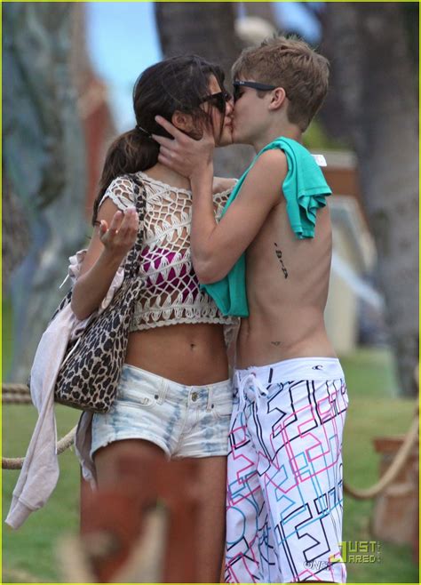Selena Gomez Kissing Justin Bieber On The Lips In Bed