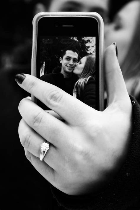 Photo The Best Engagement Ring Selfie Pictures 2567877 Weddbook