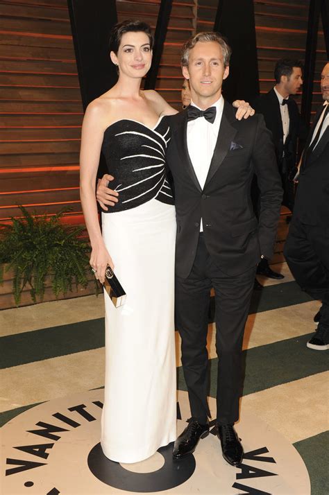 anne hathaway and her husband adam shulman coordinated in black and couples get cozy at
