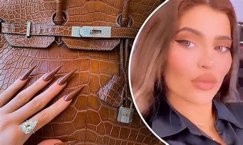 Kylie Jenner Matches Her Brown Manicure To An 80k Crocodile Hermes