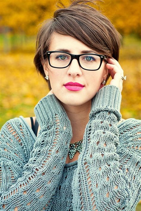 Short Hairstyles For Thick Grey Hair And Glasses Pin On Hairstyles