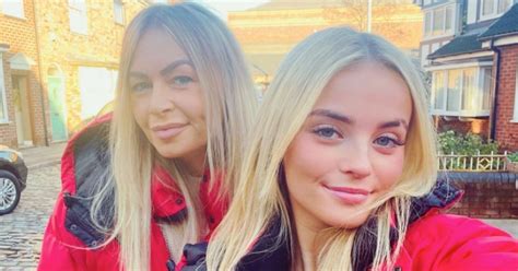 Coronation Street Stars Look Like Real Life Mum And Daughter As They