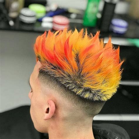 2.4 messy curly blonde hair. Pin on Coloration cheveux pour les hommes