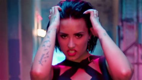 Demi Lovato Shows Serious Skin In Cool For The Summer Music Video Check Out That Booty