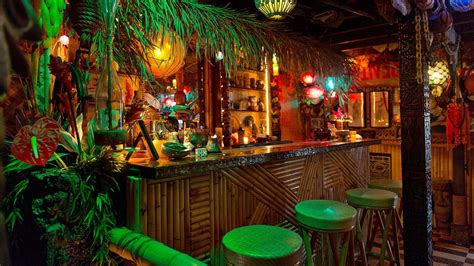 Image Result For Tropical Party Patio Bar Backyard Bar Bar Interior