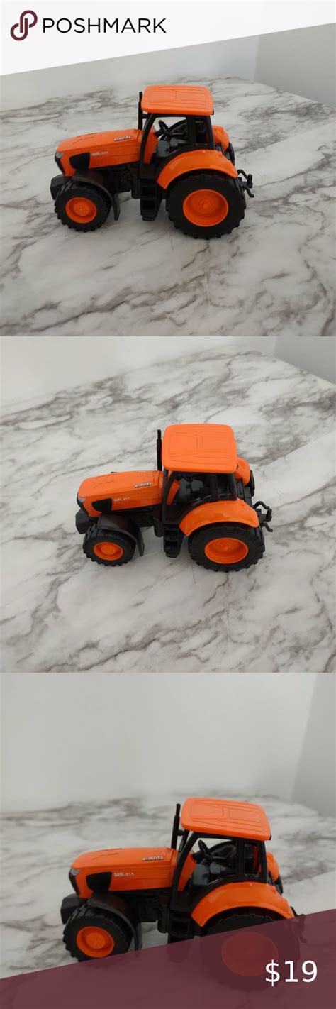 132 Scale Kubota M5 111 Farm Tractor Plastic And Diecast Toy Model New