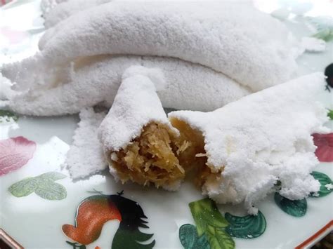 Salah satunya adalah dodol labu kuning ini yang menjadi dodol favorit mereka. 7 Oleh-oleh Makanan Khas Kalimantan Selatan yang Harus ...