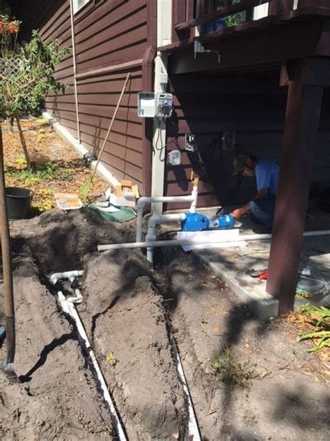 Better pictures of the inside of the car. Tampa, Brandon, Wesley Chapel, Plant City - Sprinkler Installation