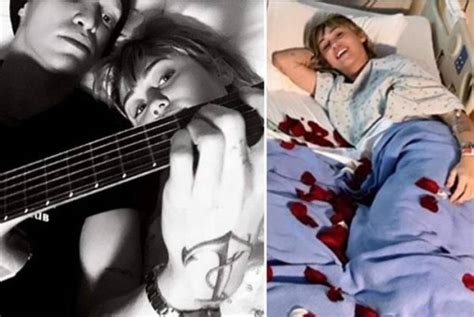 Miley Cyrus desafía la censura con fotos junto a Cody Simpson