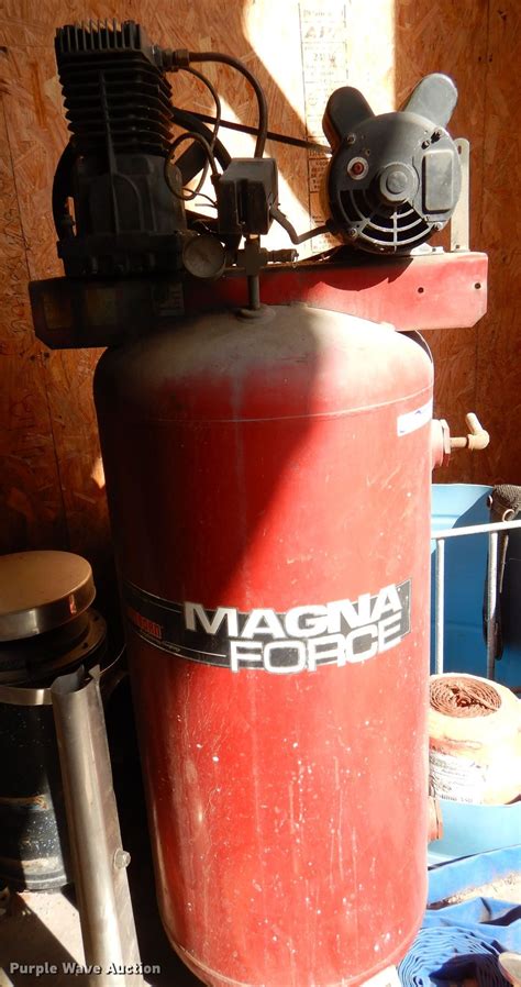 Magnum Force Air Compressor In Carl Junction Mo Item Gg9711 Sold