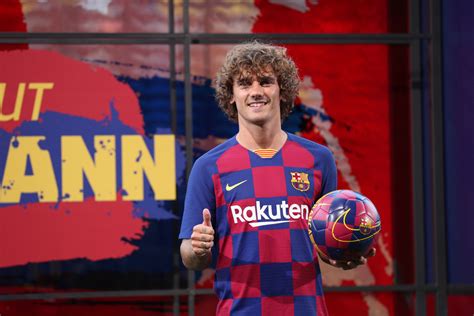 Griezmann had transferred from atletico madrid to barcelona griezmann's nightmare at fc barcelona is ongoing! FC Barcelona officially present new signing Antoine ...