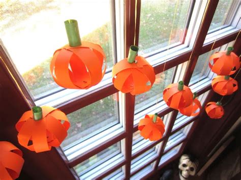 The 33 Best Halloween Window Decorations For 2023
