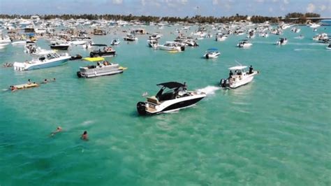 Haulover Sandbar Miami Beach Fl Guide For The Best Boat Party Sail Me