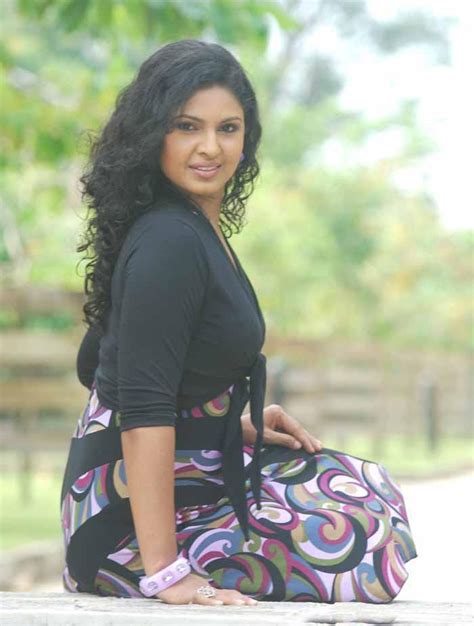 Dulani Anuradha Sinhala Actress