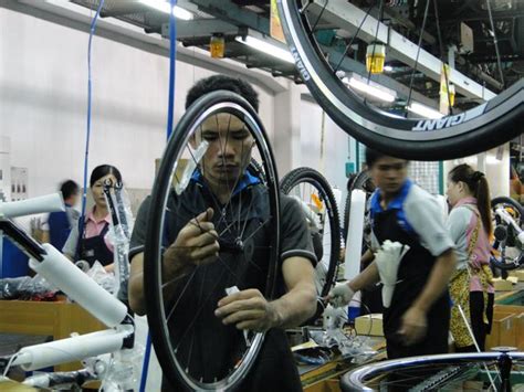 Bicycle exporters, suppliers & manufacturers in indonesia. Bicycle: Giant Bicycle Factory In Taiwan