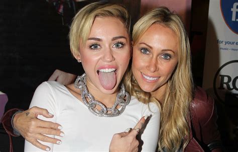 Miley Cyrus Mum Just Opened Up About Her Daughters Wedding Plans