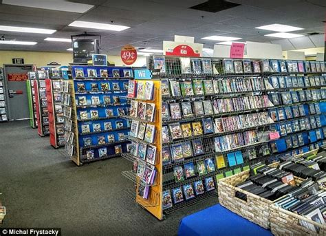 The valencia street store was (and still is) in danger of closing, so the drafthouse stepped in. Blockbuster video rental chain still has 12 active stores ...