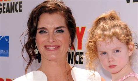 Brooke Shields Daughter Grier Henchy Looks All Grown Up