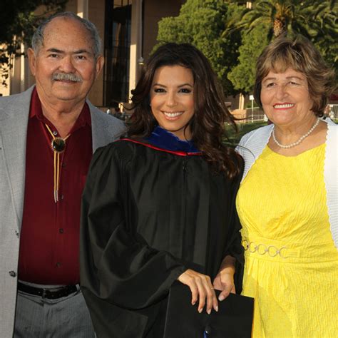 Eva Longoria Dons Cap And Gown To Graduate From University Pictures Celebrity News News